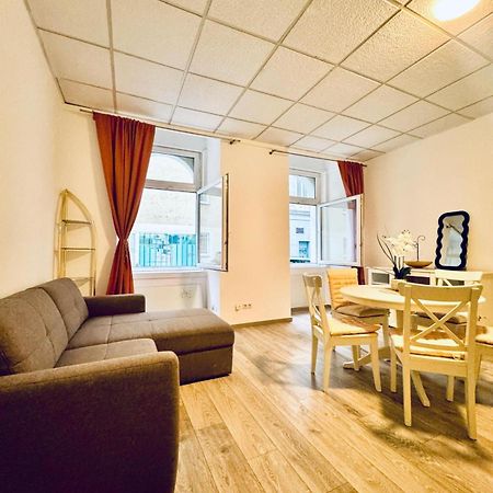 Amazing 2Br Apartment Near Praterstern Vienna Exterior photo