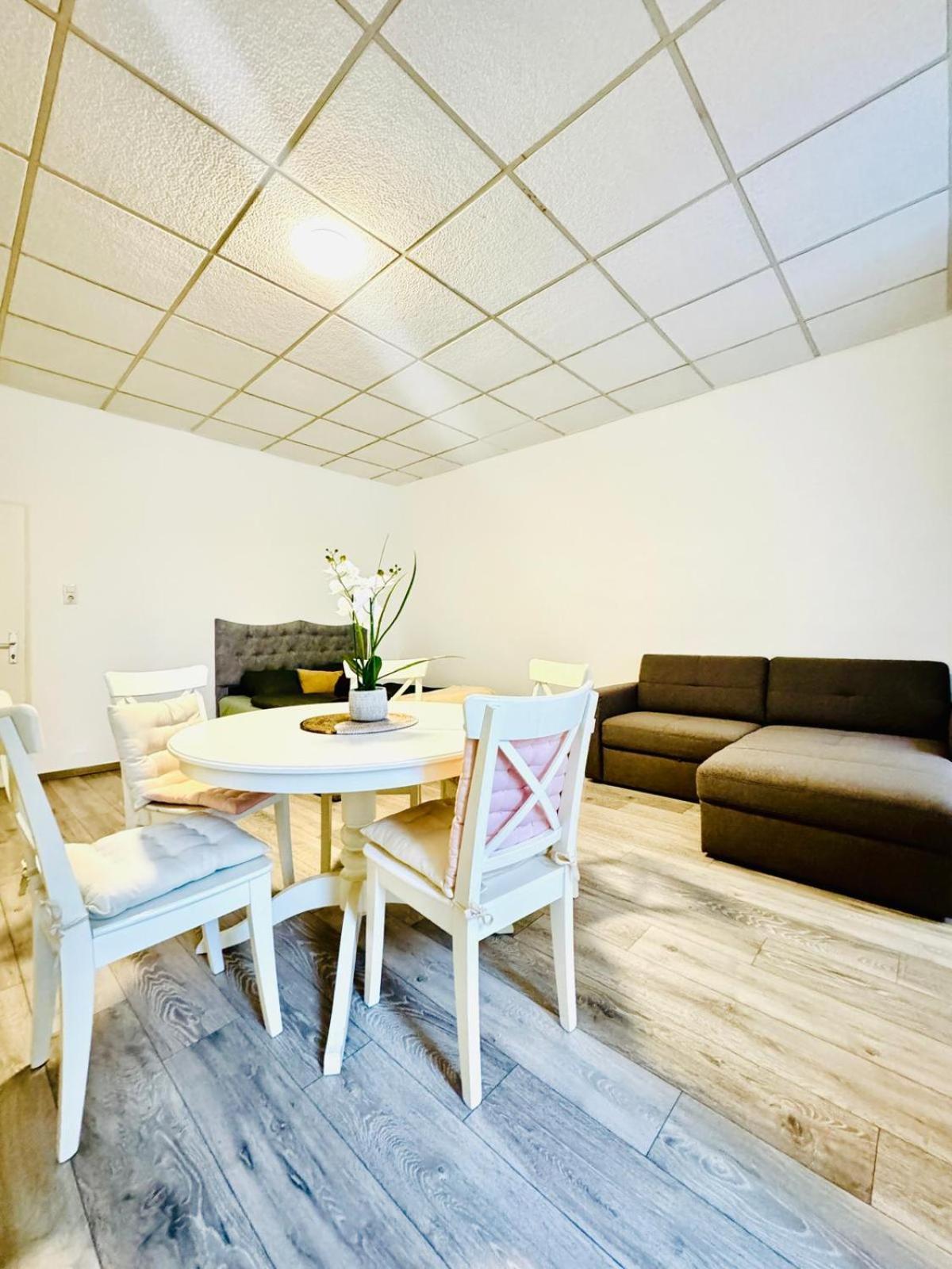 Amazing 2Br Apartment Near Praterstern Vienna Exterior photo